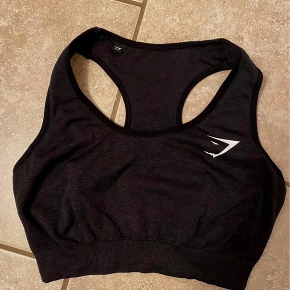 Black Gymshark Sports Bra - Picture 1 of 2